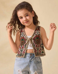 Girls’ Floral Pattern Vest – Adorable Summer Top (4Y–7Y)