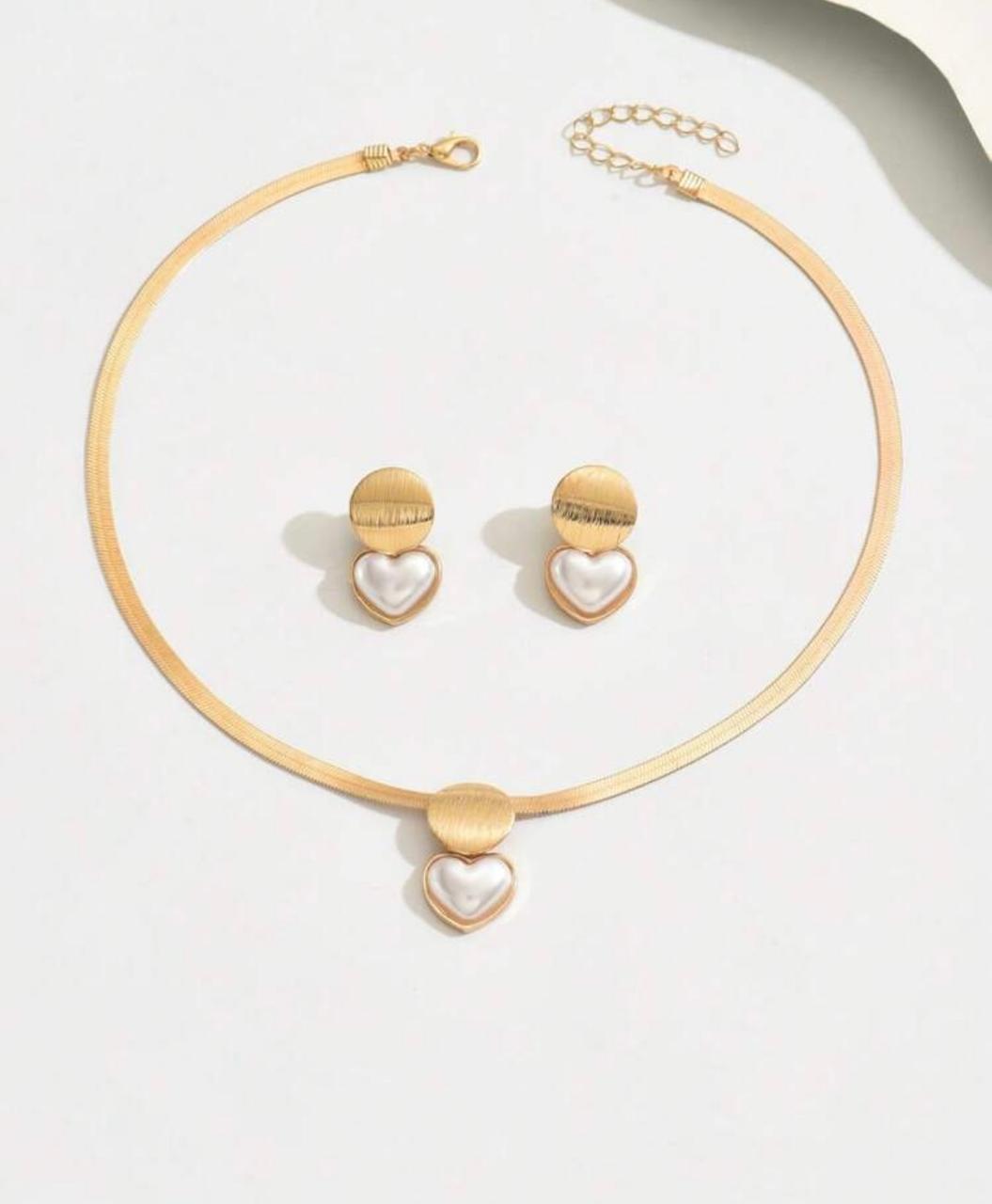 Women’s 3-Piece Yellow Gold Geometric Faux Pearl Choker &amp; Earrings Set – Vintage Style
