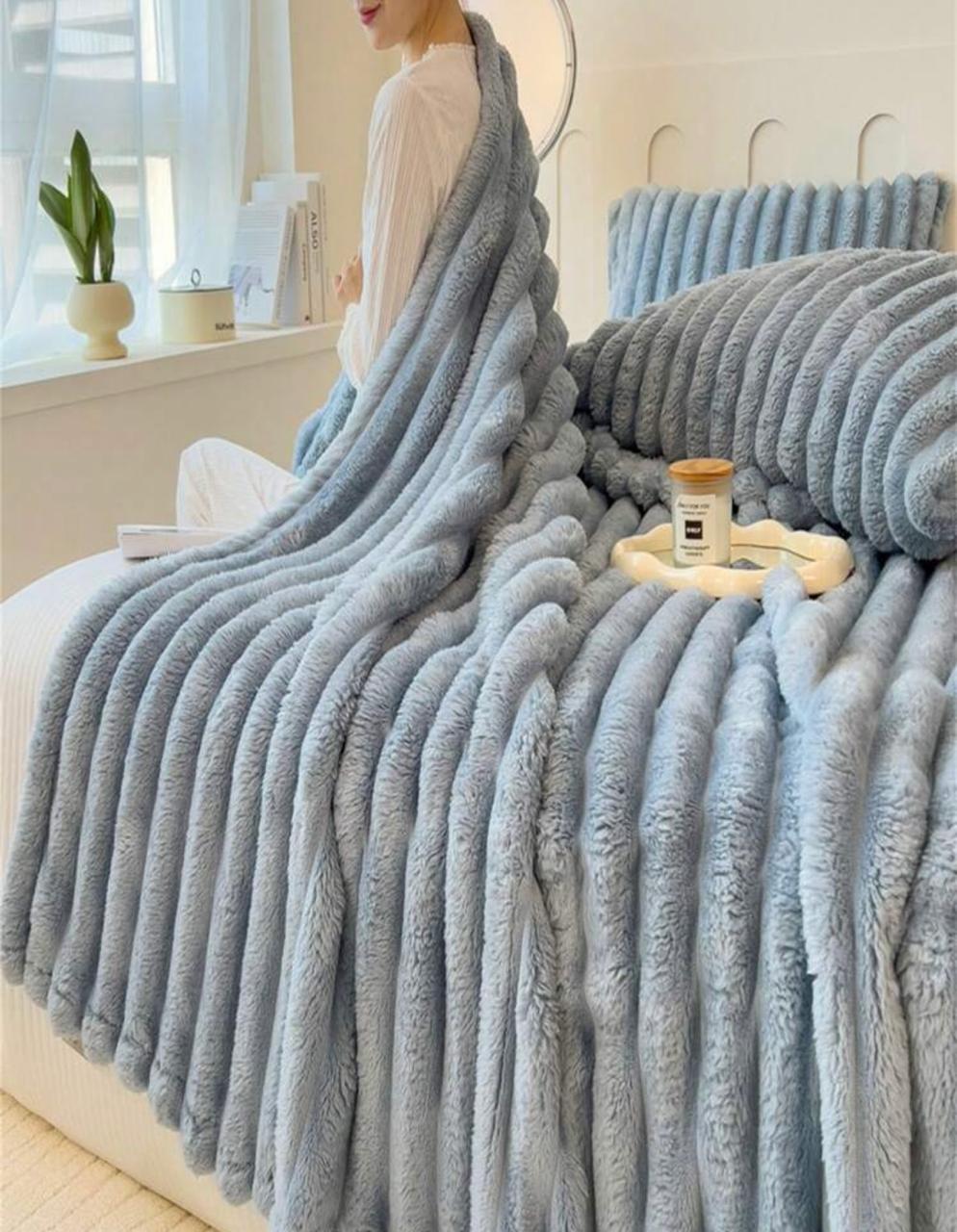 Thick Stripe Faux Rabbit Fur Throw Blanket – Soft Flannel Nap Blanket